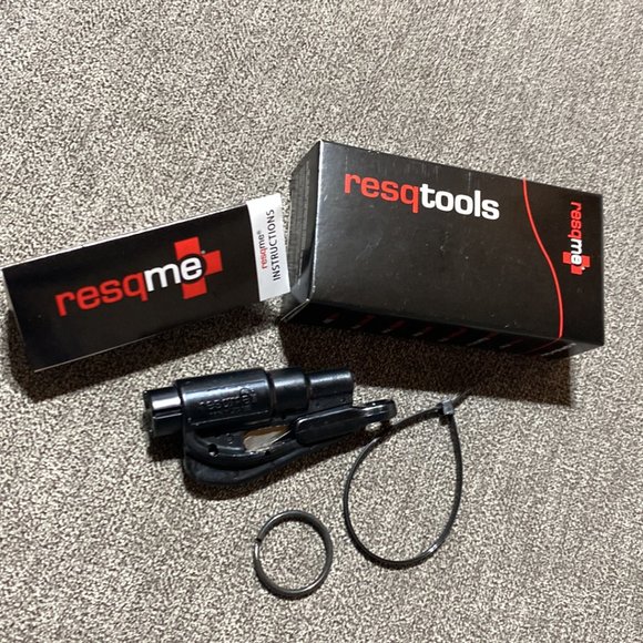 RESQME The Original Keychain Car Escape Safety Tool- Window Breaker - Picture 1 of 2